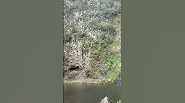 Moa Ula Falls Halawa Valley Molokai #shakamaka #molokai #halawavalley  #waterfall #hawaiiwaterfall