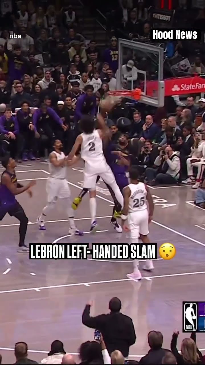 Left handed slam #hoodnews #kingjames #lakers #NBA #sports #basketball #viralvideo #omg #how #wow #i