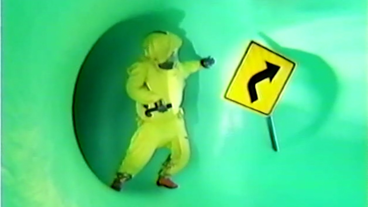 Подсобные помещения — Аномалия труб (найденные кадры)