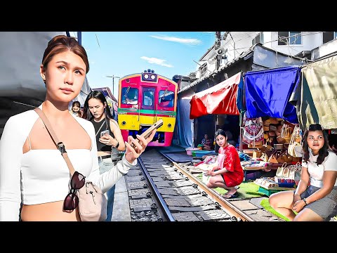 Maeklong Railway Market