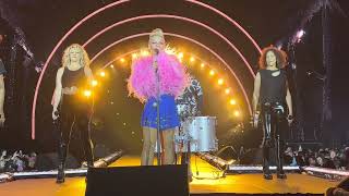 Download Mp3 Pink P!nk - I Am Here - Summer Carnival Bolton 2023 Gudang lagu Download Mp3 Pink P!nk - I Am Here - Summer Carnival Bolton 2023