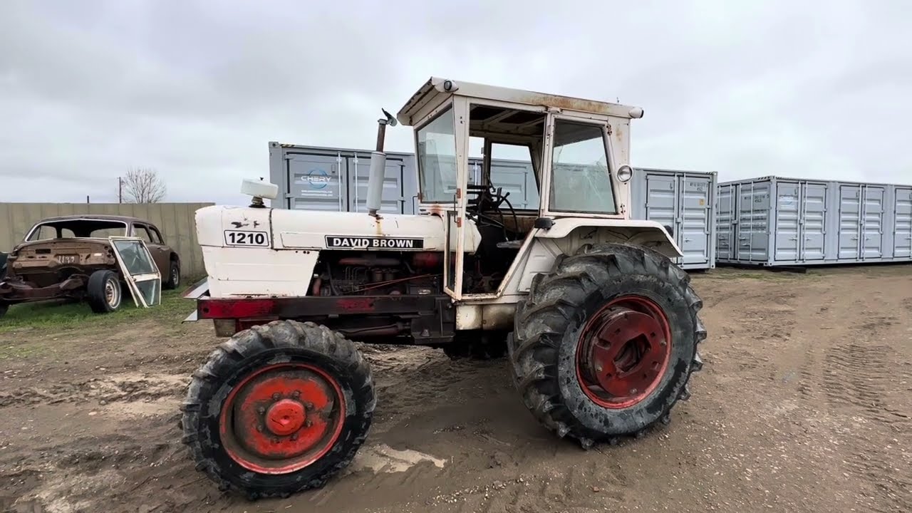 トラクター　 希少　デビットブラウン　１２１０ David Brown 1210 4x4 Tractor Selling in Montana - YouTube