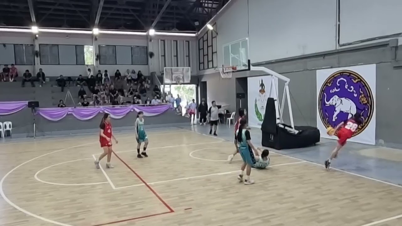 ลำปางแพ้เชียงใหม่11/15การแข่งขันบาสเกตบอลกีฬานักเรียนนักศึกษาครั้งที่45ณจังหวัดเชียงราย23-28 พ.ย.68