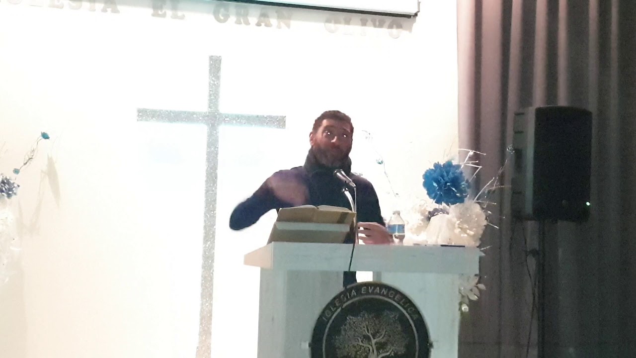 HNO. ANTONIO GONZALEZ SOBRINO DEL SISQUETO COMPARTIENDO UN SENTIR Y CANTANDO COROS PRECIOSOS