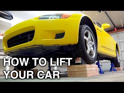 Video: Bisakah saya meletakkan mobil saya di 4 jack stand?