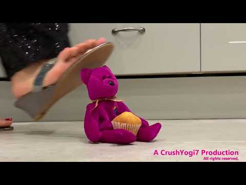 Food Muffin Teddy Toy Crush Walkover Crush Fetish Grinding Grey Sandals #asmr #crush #crushing #feet