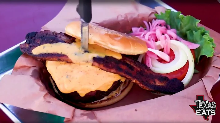 Texas Eats: WWE superstar Goldberg, Shiner Beer an...