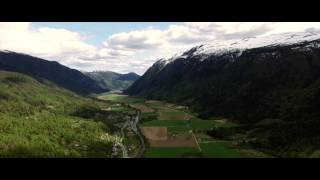 På fuglevinger over Flatdal