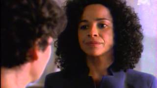 Mysterious ways - Episode 13 - Intentions