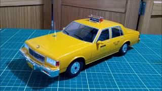 1985 Chevrolet Caprice NYC Taxi, 1:18 scale, by Modelcar - YouTube