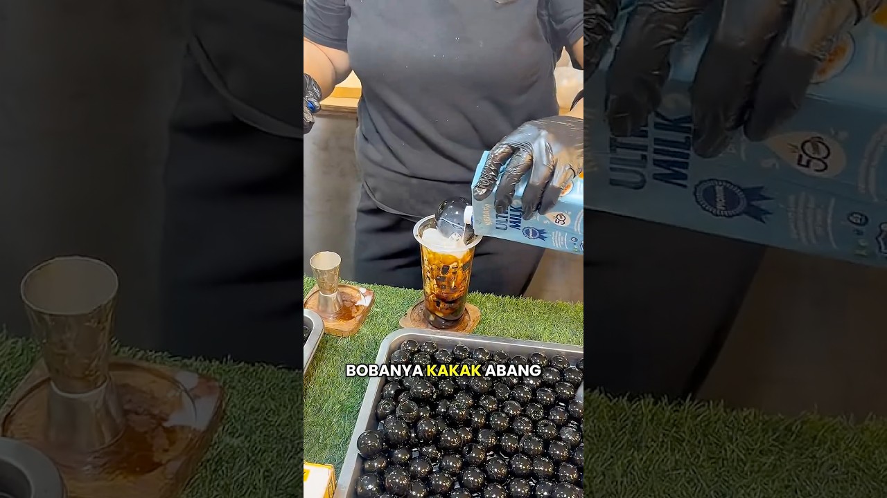 SEKARANG EVENT KULINER NO1 ADA DI PADANG #festival #kulinerindonesia #yummy #minivlog #fypyutube