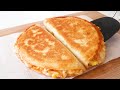 10 minutes breakfast! Extremely Easy and Delicious! I made this every week! Egg Quesadilla