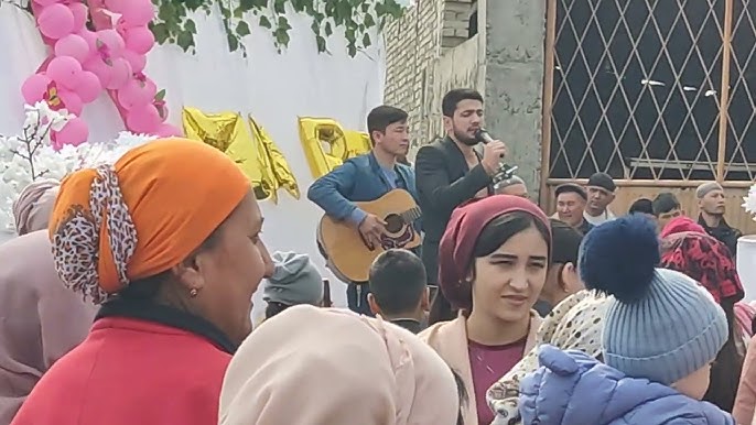 Sibir saunasida BBW jinsiy aloqada bolgan video