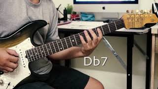 What is playing on the G7 chord