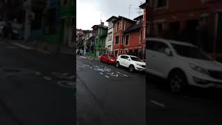 Bonitas casas de colores en Irala, Bilbao