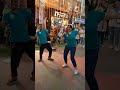 رقص بنات علي افتتاح محل جديد
