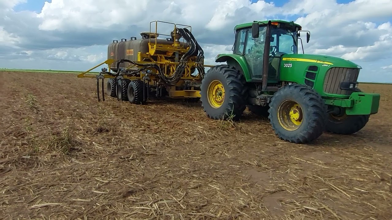 Aplicação  de Vinhaça  enriquecida em Cana de  Açúcar  Área com Palha via Nonino