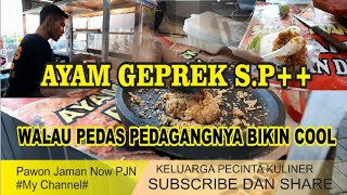 VLOG TUGAS : AYAM GEPREK CHALLENGE ALA MAHASISWI JAMAN NOW!. 