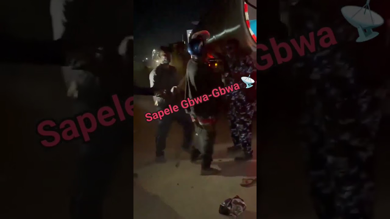 Police officer and motorcyclist clash at checkpoint in Sapele, Delta state