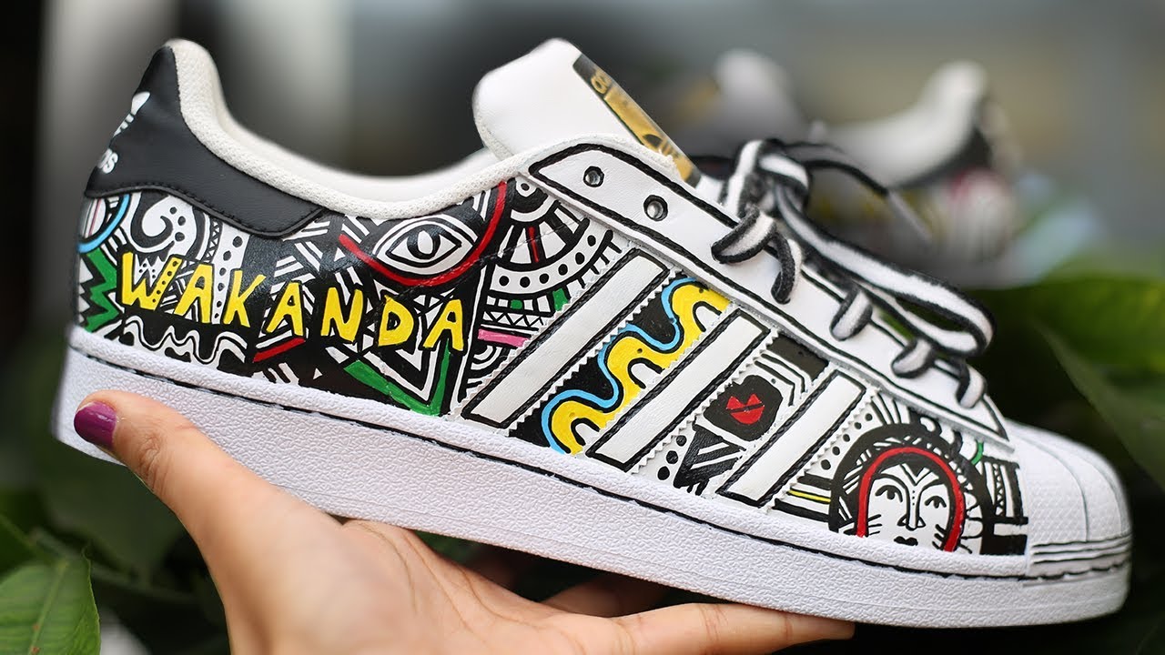 painting adidas superstar