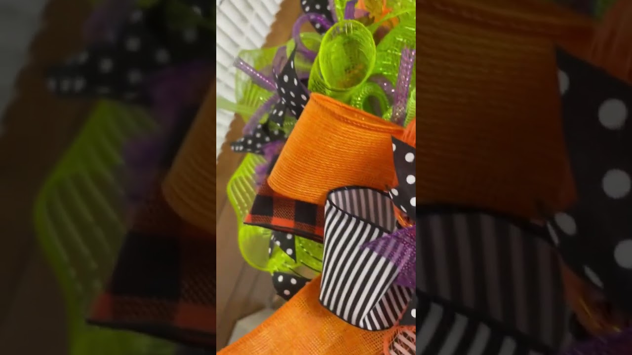 Do you use mesh tubing in your craft projects? If so, here’s a mesh tubing tip for you.