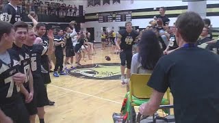 Franklin High School shakes it off, amps up school pride with lip dub video
