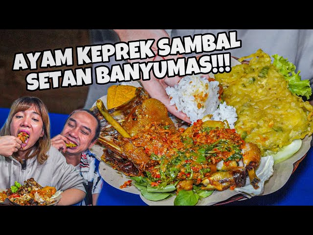 BIADAB! NEMU AYAM KEPREK SAMBAL SETAN ASLI BANYUMAS!!! ADA TEMPE MENDOANNYA MANTEP class=