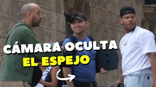 Broma Del Espejo Cámara Oculta