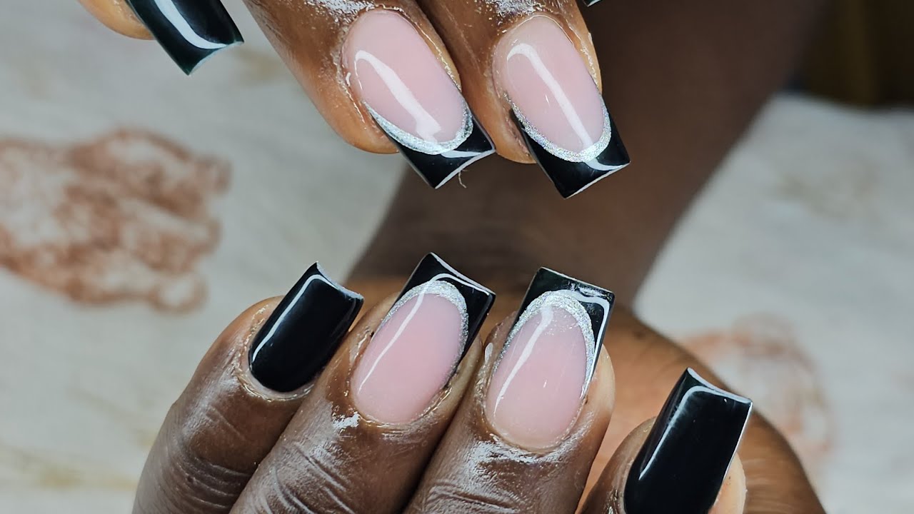 HOW TO DO FRENCH NAILS TUTORIAL FOR BEGINNERS - YouTube