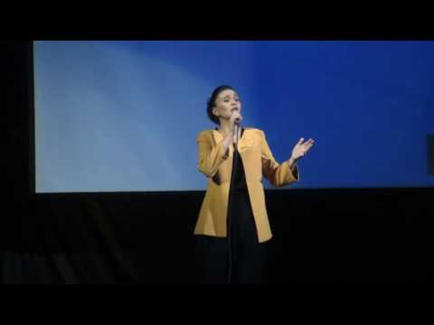 სალომე მოდებაძე მუსიკალური დაჯილდოების მეგა 2015-ის მე-16 ცერემონიაზე.