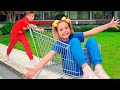 Eva and Friends play with balloons - Compilation video for kids
