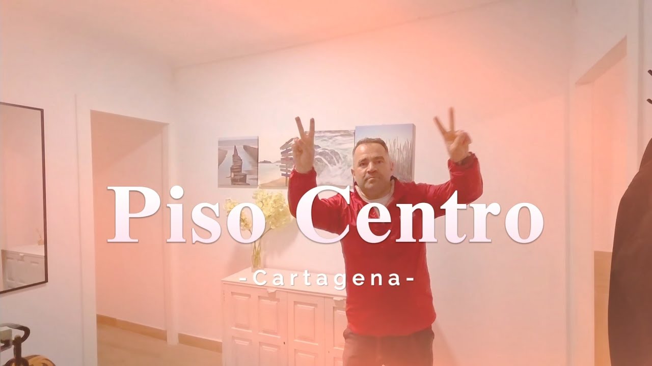 Piso en Venta en el Casco Antiguo de Cartagena con Licencia Turística, Patio y Balcón 