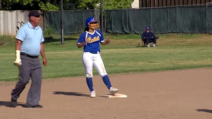 Amador Valley at Foothill Softball | Mia Hildebran...