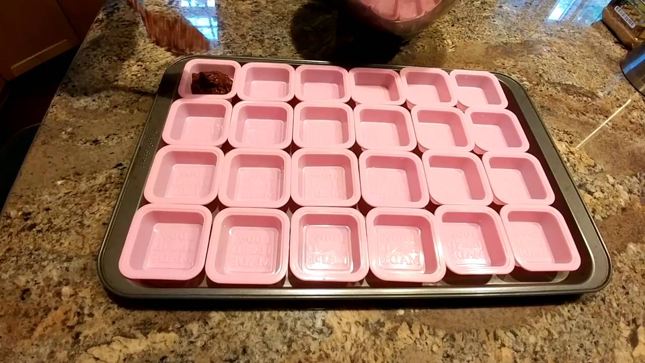 Square Hand Made Silicone Baking Molds Review 