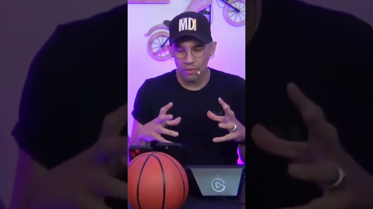 Kiko esclarece dúvidas sobre os elevadores da 'Tower of Terror' 