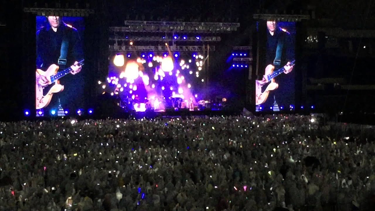 Paul McCartney - Let It Be (2015 Out There Tour In Seoul, Korea)