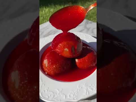 اختار سعادته بعيد عن عيلته