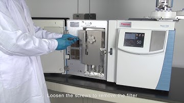 26 Cleaning the Filter