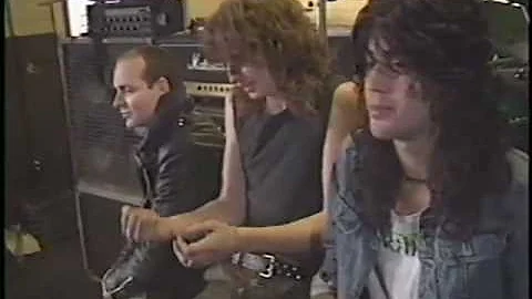 VOIVOD  CAMRA 87 - Voivod THRASH metal - Documenta...
