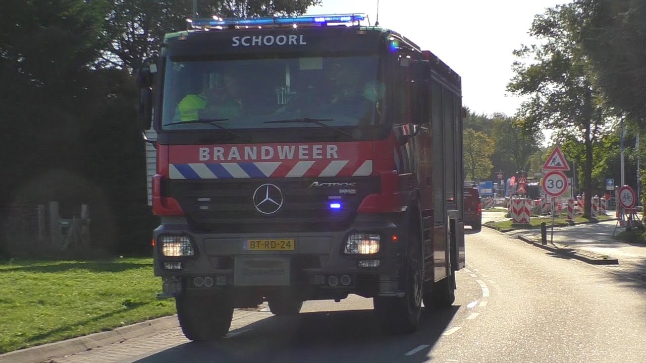 09 10 2022 PRIO 1 Brandweer Schoorl TS NBB 10 4241 Verkeersongeval 09-10-2022-prio-1-brandweer-schoorl-ts-nbb-10-4241-verkeersongeval