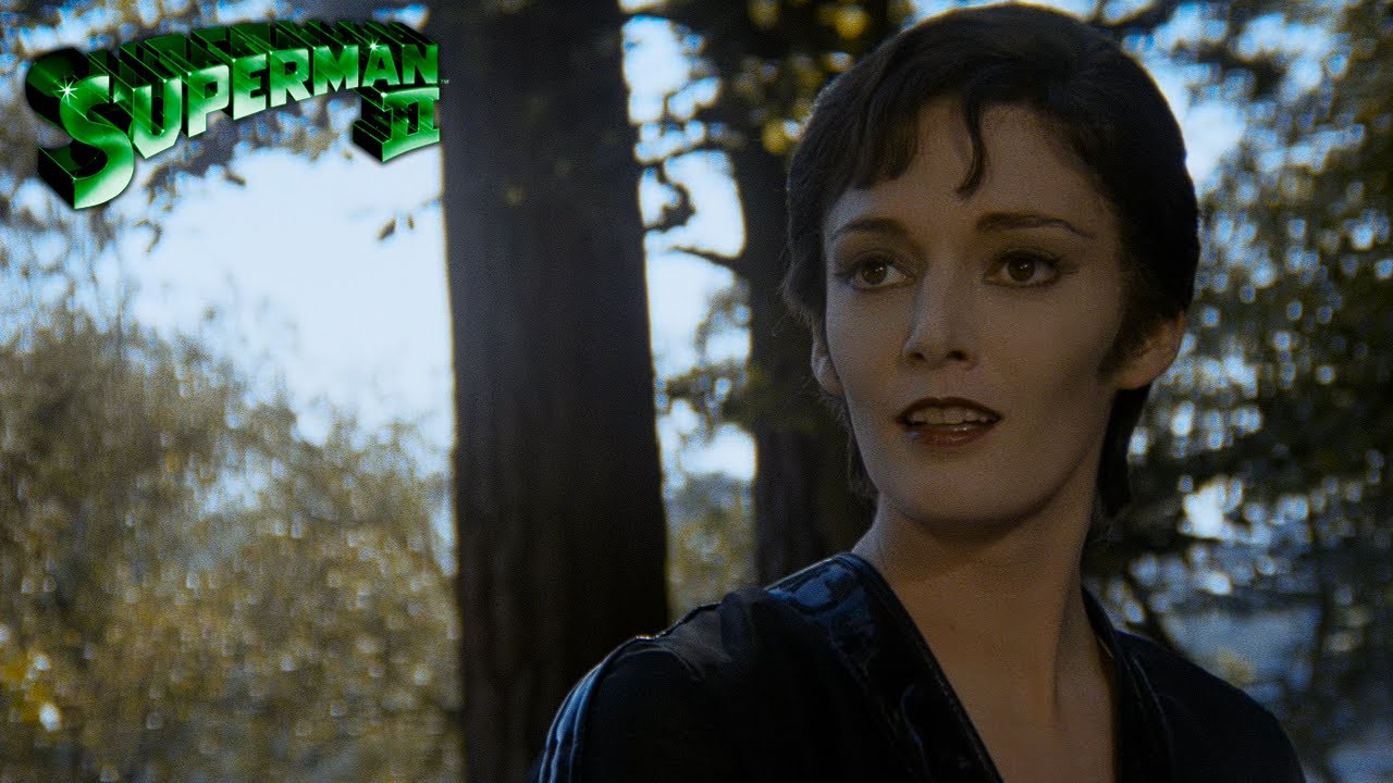 Superman II Kryptonians Arrive in Houston