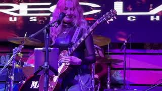 Electrify Rock Band Tocando El Cover Z De