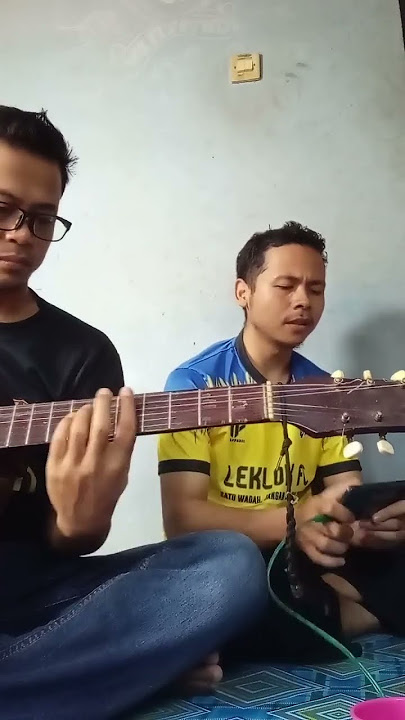 lukisan cinta-mely guslow #shorts #gitarcover #gabut #viral
