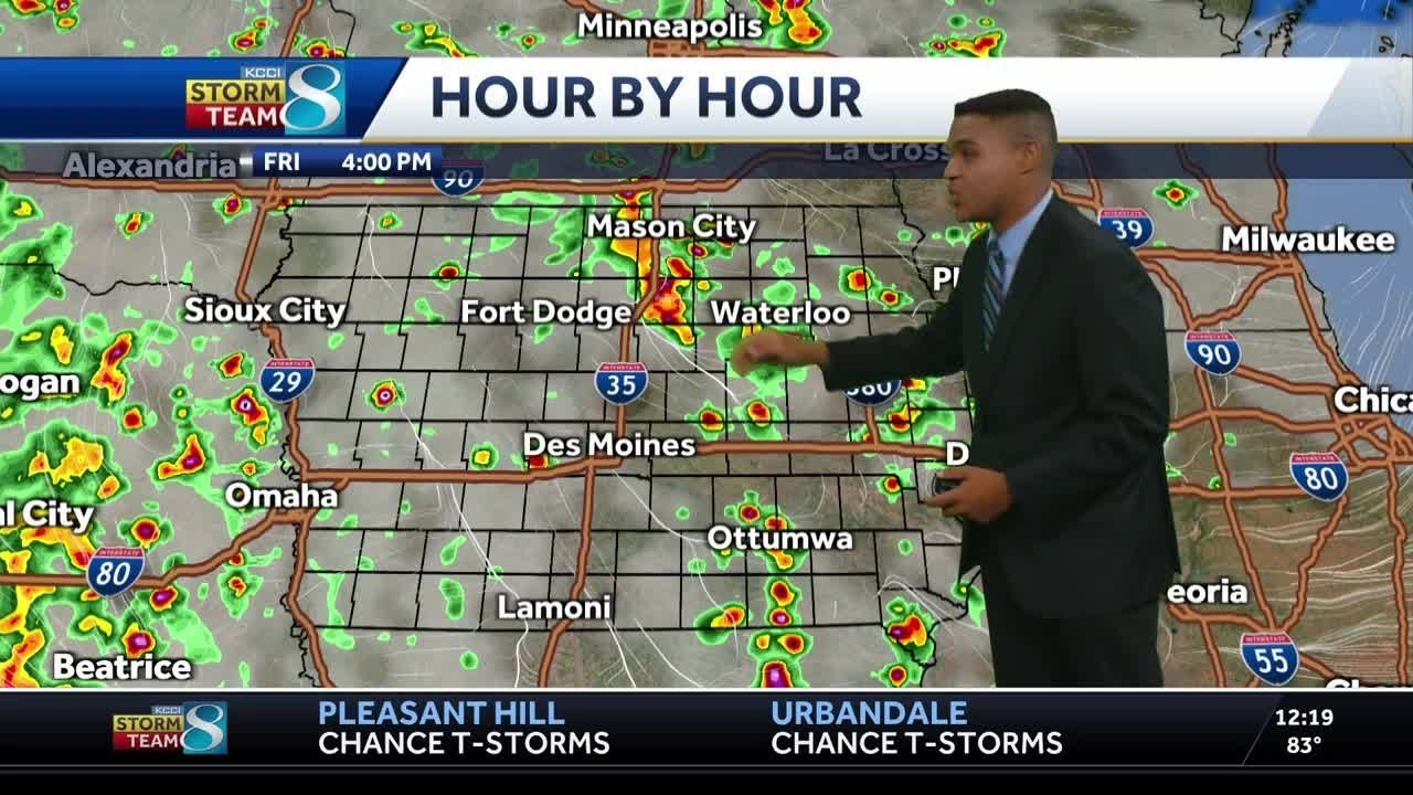 Heating up with scattered storm chances this afternoon - YouTube