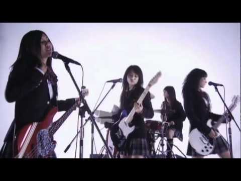 SCANDAL 「DOLL」 ‐Music Video