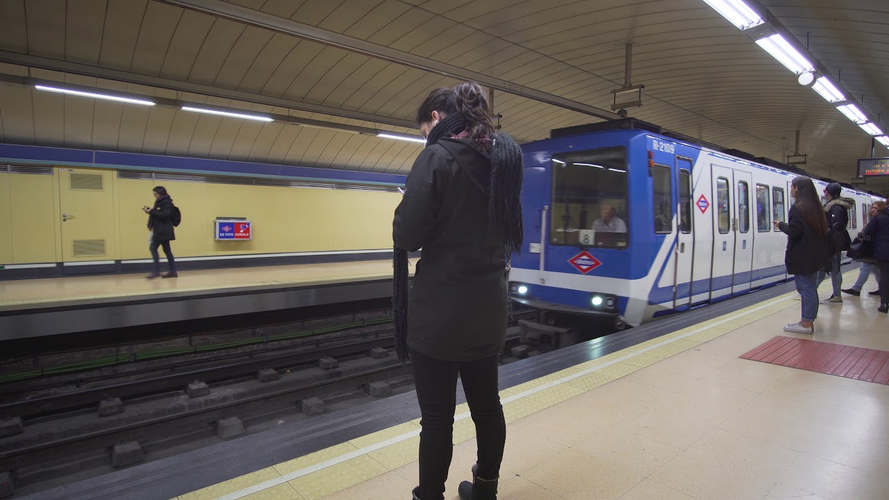 Spain, Madrid, Metro ride from Nueva Numancia