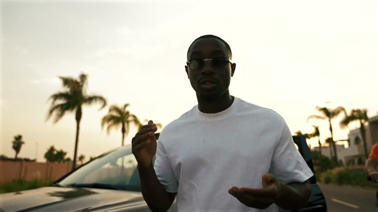 Watch Lin's - Demain (Clip officiel) on YouTube Watch Lin's - Demain (Clip officiel) on YouTube