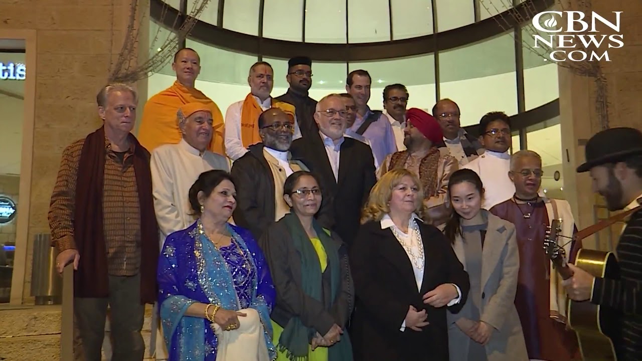 Bahrain Interfaith Delegation Lights Hanukkah Candle In Jerusalem Bahrain Interfaith Delegation Lights Hanukkah Candle In Jerusalem