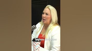 Becoming a real estate transaction coordinator 🎙️🏡🩷 #realestateadvice #transactioncoordinator