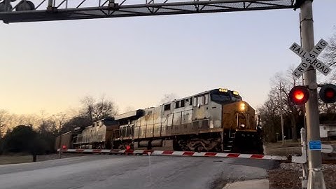 TRAIN RACE Through The CN&L Sub! CSX C316 Leads A GEVO With A Broken Ditch Light